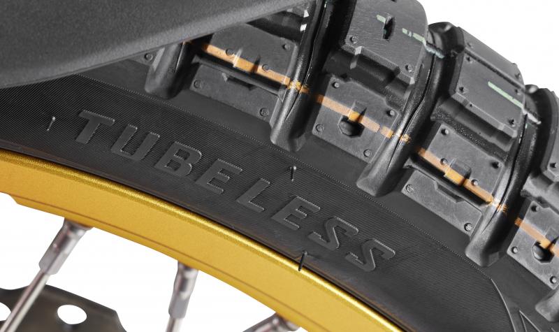 motoworkz_rieju_aventura_500_wheel